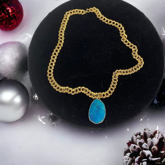 Chunky statement Necklace with large Druzy Pendant Aqua Teal Blue & Gold - Picture 1 of 9